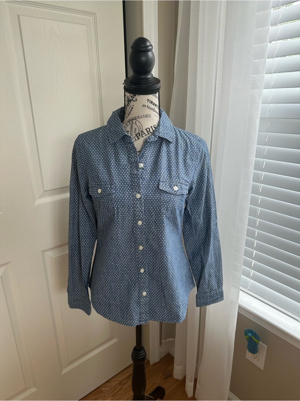 Old Navy Chambray Denim Button-Down Shirt